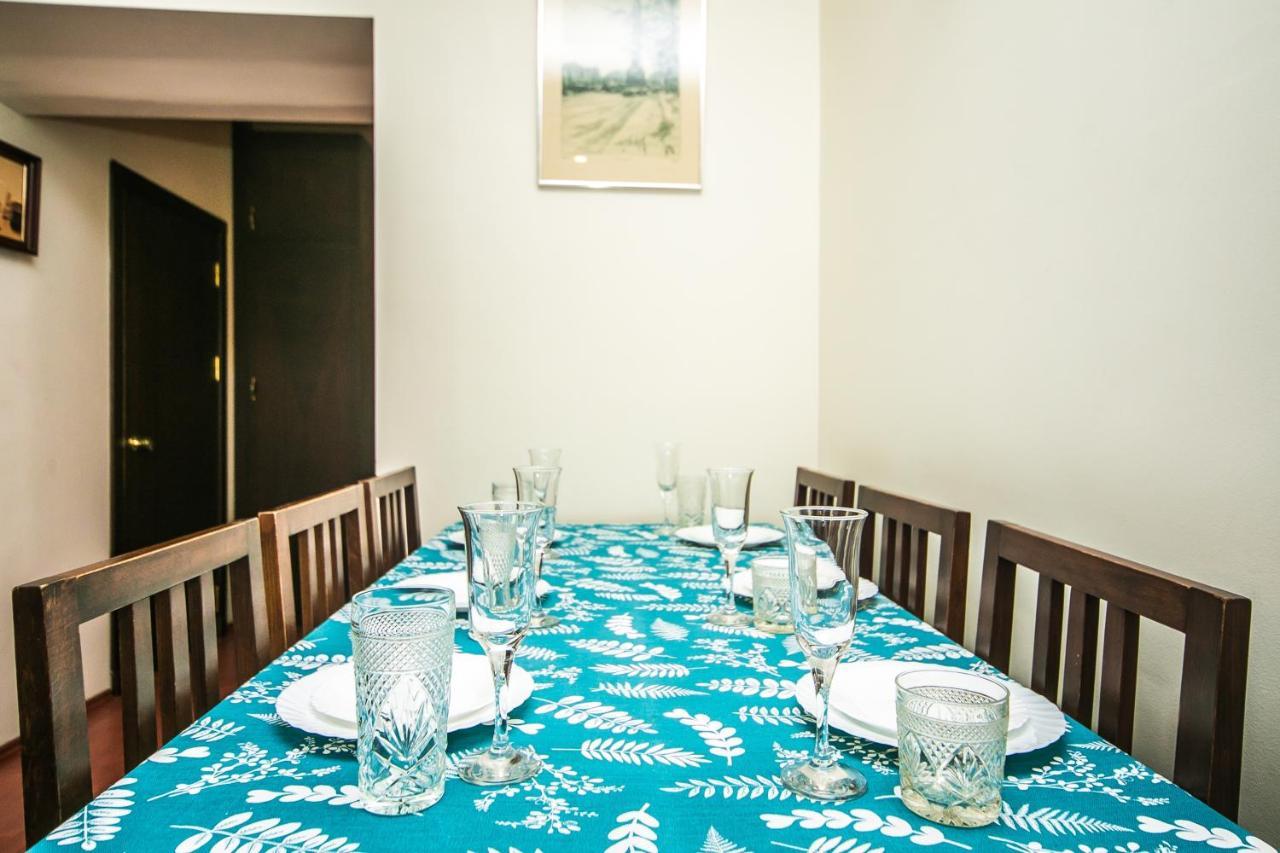 Apartment Ploshchad Pobedy 3 Komnaty Minsk Bagian luar foto